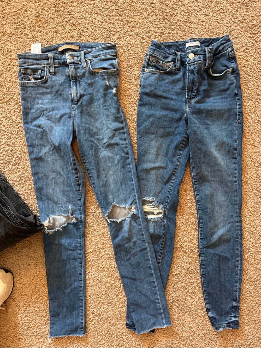 Women’s denim lot size 24/25